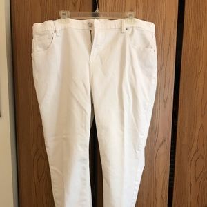Old Navy white Jeans